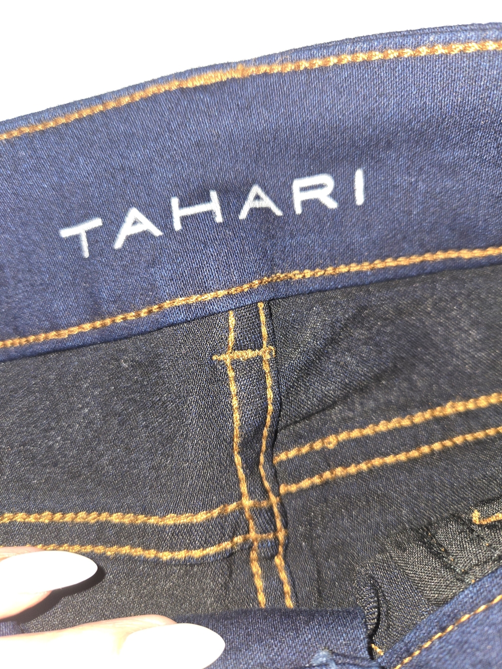 Tahari Dark Indigo Skinny Jeans- Double Button Women Size 4 NWT - Picture 5 of 13